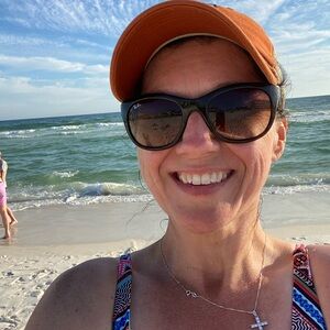 Meet your Posher, Becky